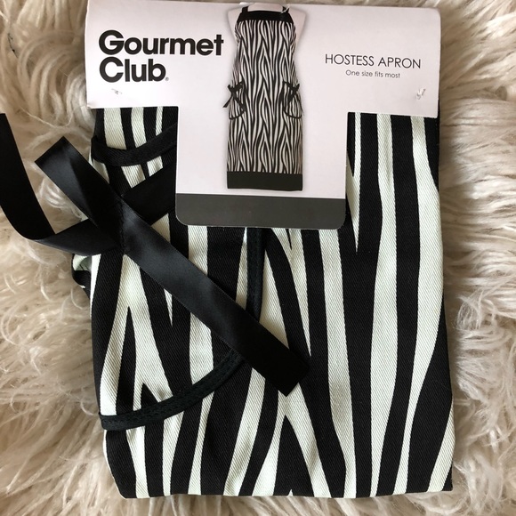 Aprons - Picture 1 of 1